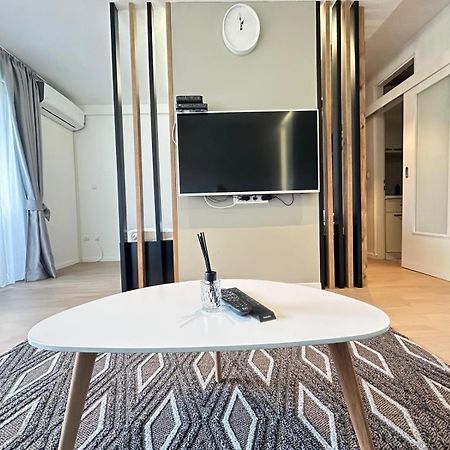 Franca-Free Parking Apartment ซาราเยโว ภายนอก รูปภาพ