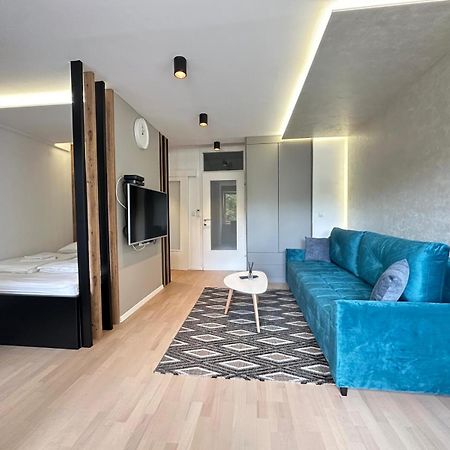 Franca-Free Parking Apartment ซาราเยโว ภายนอก รูปภาพ