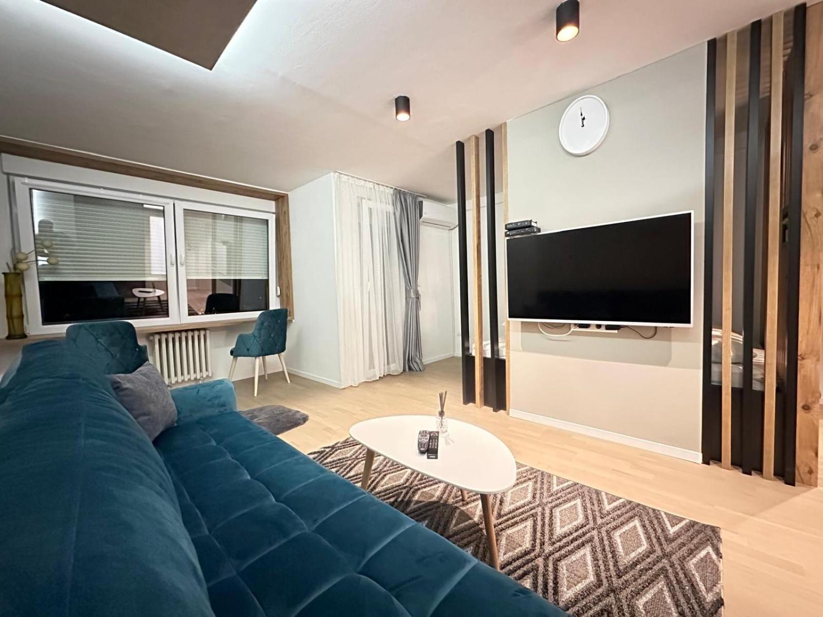 Franca-Free Parking Apartment ซาราเยโว ภายนอก รูปภาพ